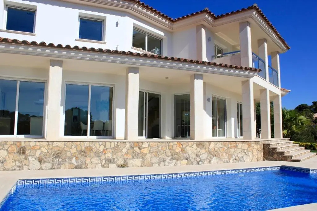 Villa De Oro