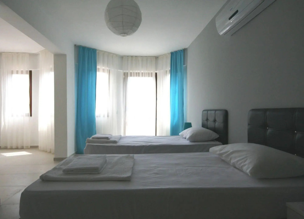 Himm Hotel