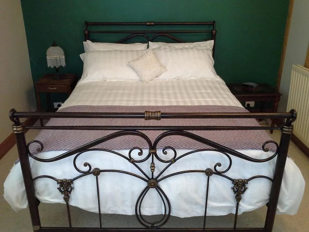 Stoke House Bed and Breakfast