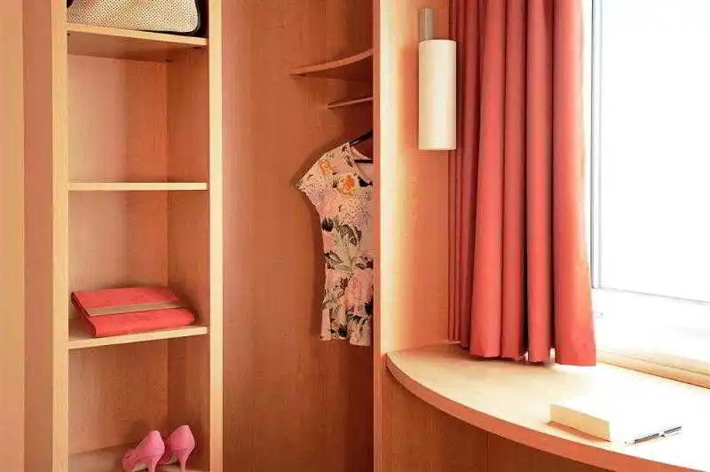 Ibis Ningbo Qianhu
