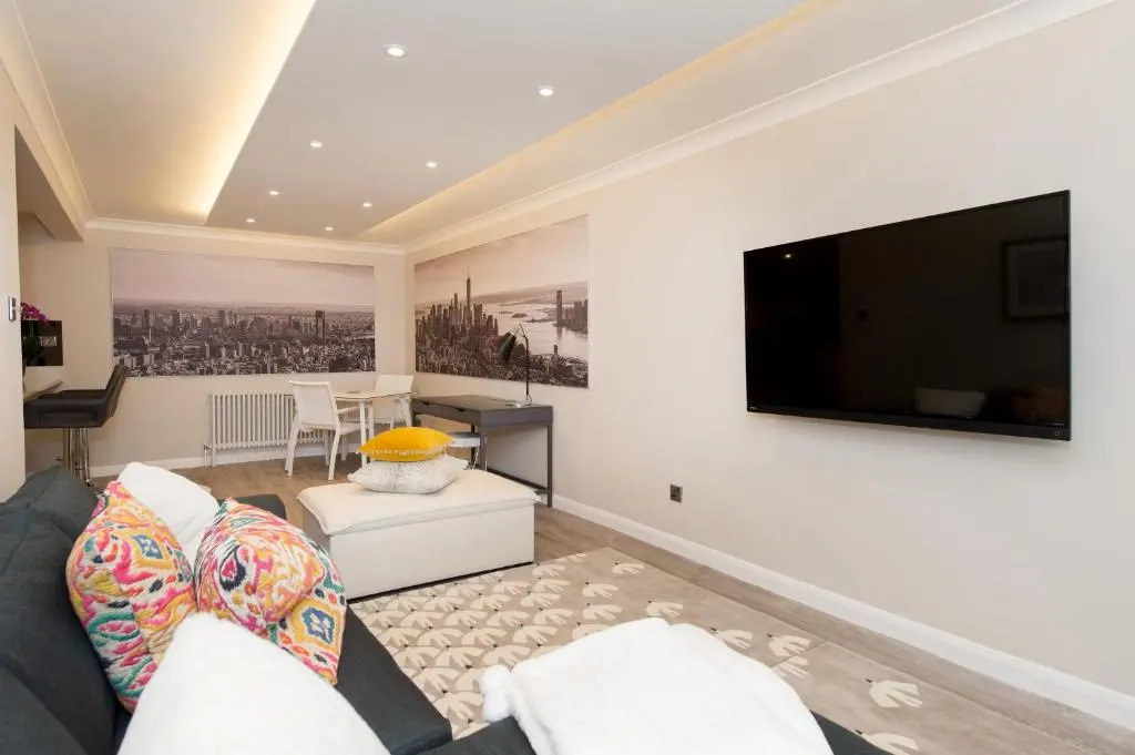 The Mews, York Place by Harrogate Serviced Apartments