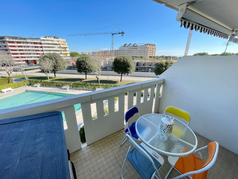 Snug holiday home in Porto Santa Margherita with terrace