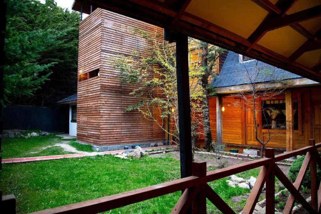 Weskar Patagonian Lodge