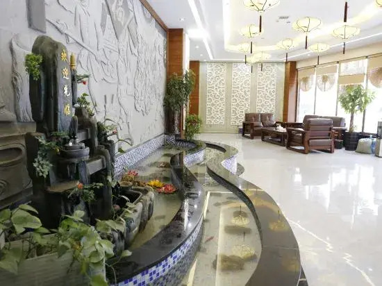Doli Hotel (Sandu Shuizu Bus Station)