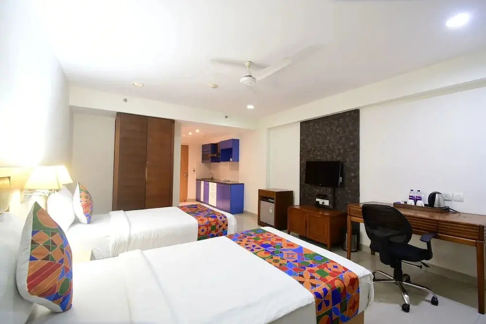 The Xen Suites