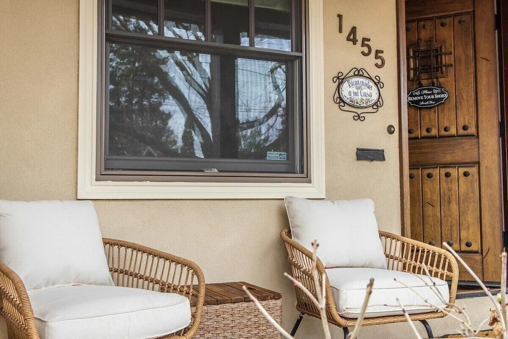 Stunning Rose Garden - San Jose Two Bedroom
