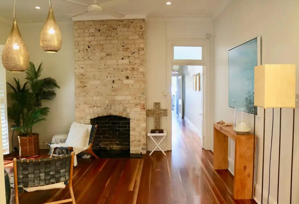 3 Bedroom Home Near Manly Beach