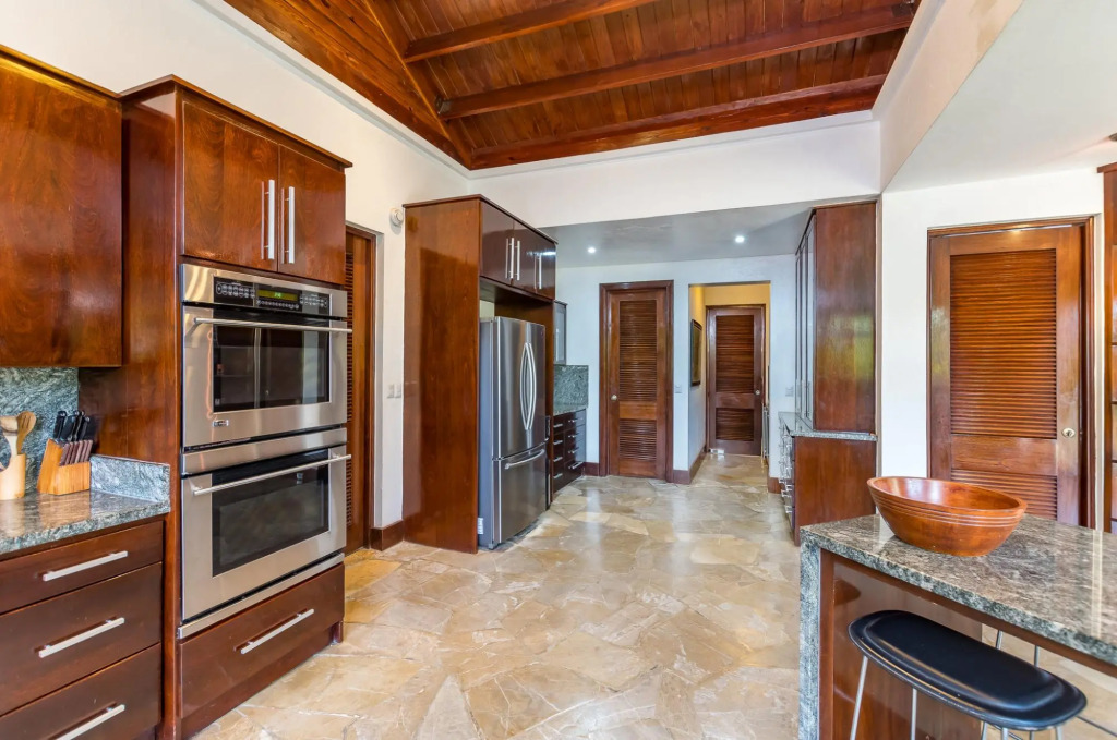 Fantastic villa at Casa de Campo - with ocean/river views, 2 golf carts, chef, maid & butler