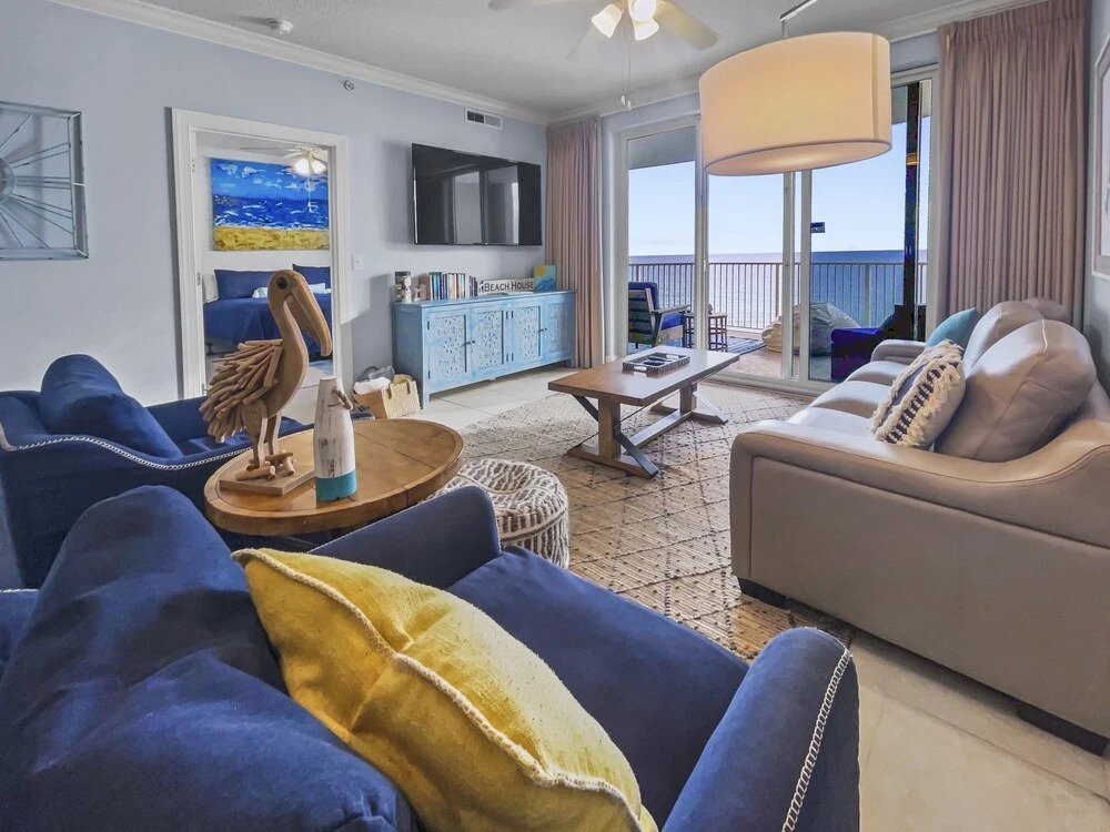 Emerald Isle 2 Bedroom Condo by RedAwning