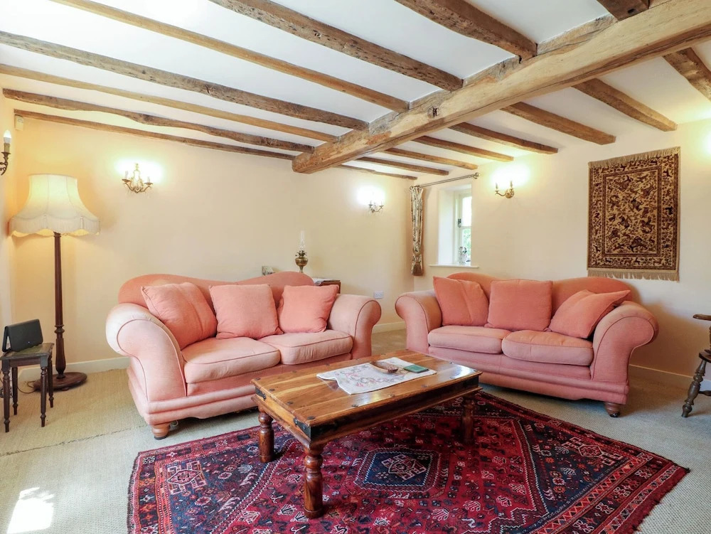 Just A Cottage, Newlands Farm
