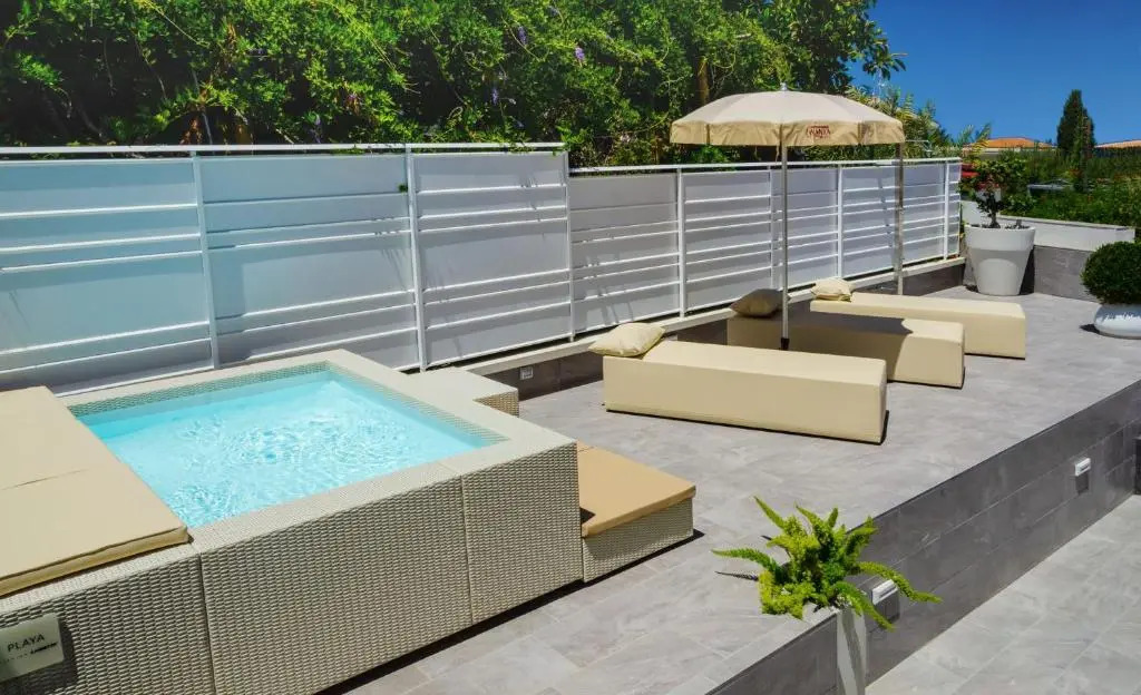 Calanica Resort