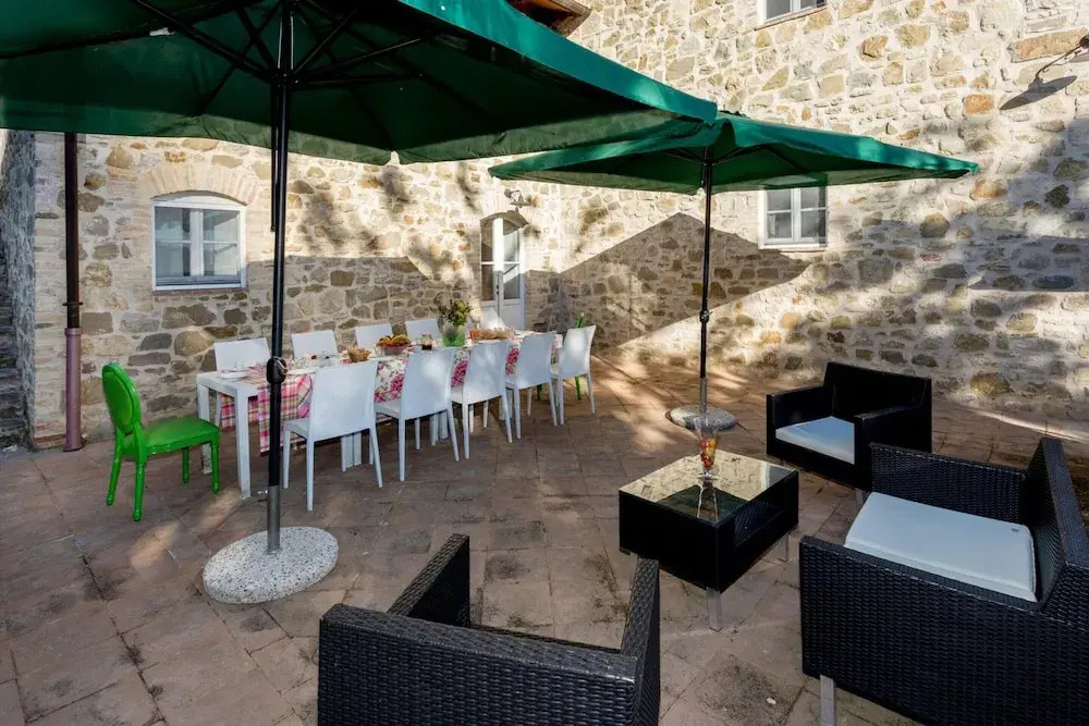 Studio Apartment in a Farmhouse With Swimming Pool