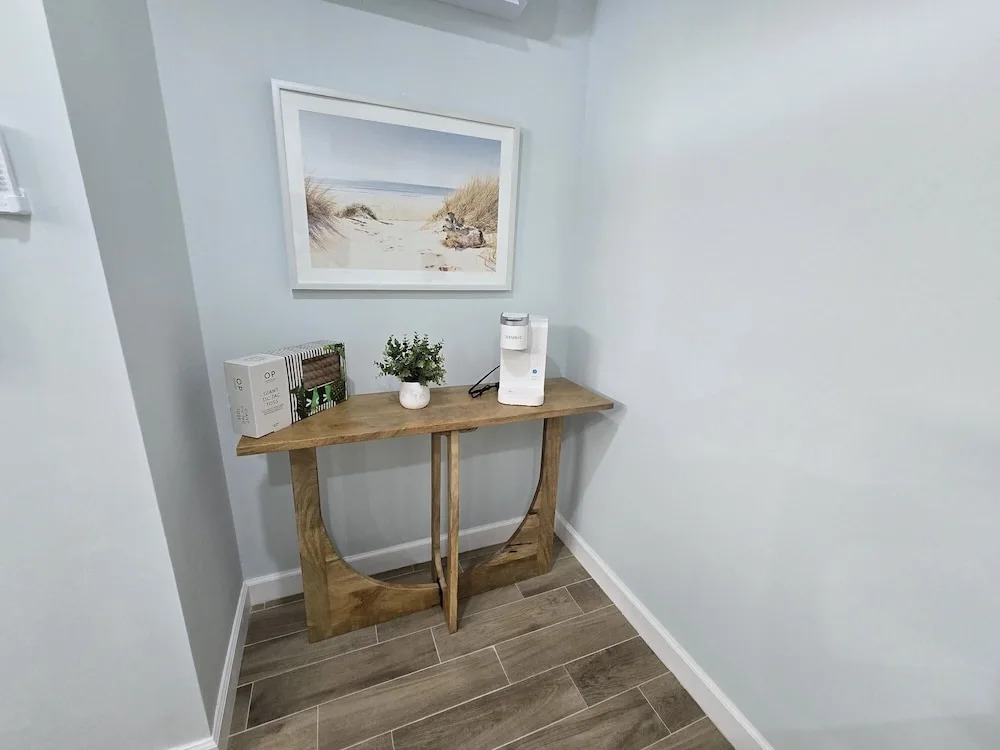 Reel 'em Inn - Oak St 3 Bedroom Home by RedAwning