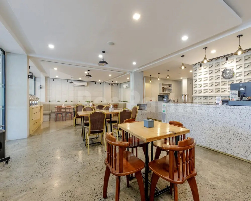 Travel Biz Hotel Medan Mitra RedDoorz