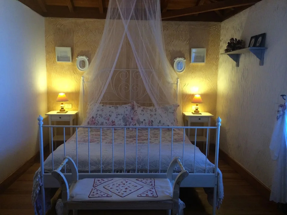 Casa Rural Tajona & Granero