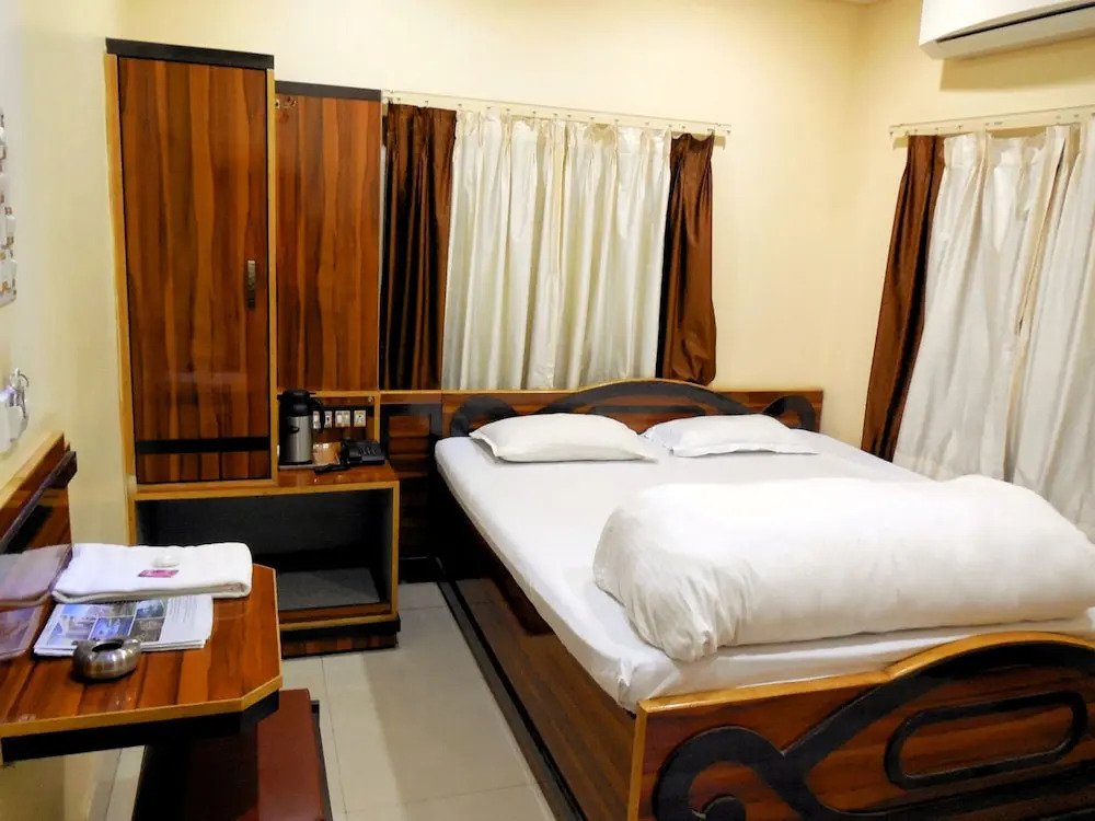 Hotel Samrat