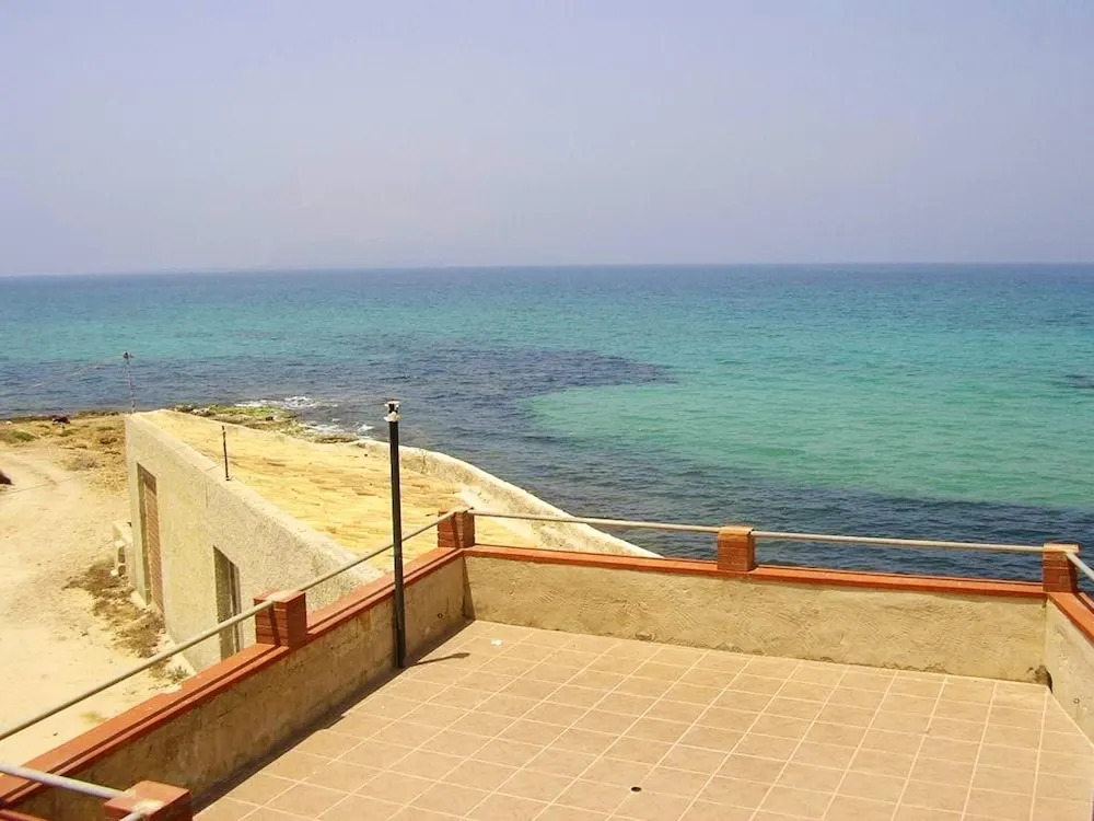 House With 3 Bedrooms in Marsala, With Wonderful sea View and Terrace - 20 m From the Beach