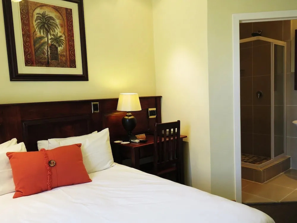 Howick Falls Hotel