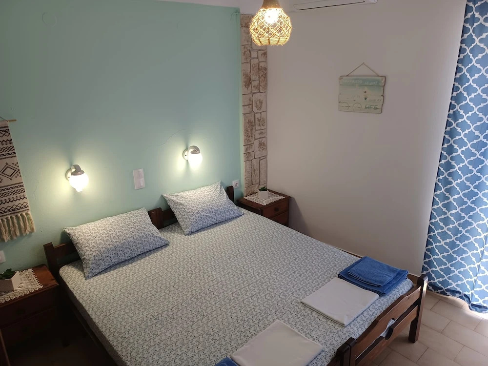Lefteris Rooms