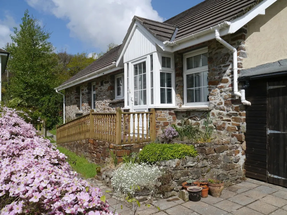 Leworthy Farmhouse Bed and Breakfast