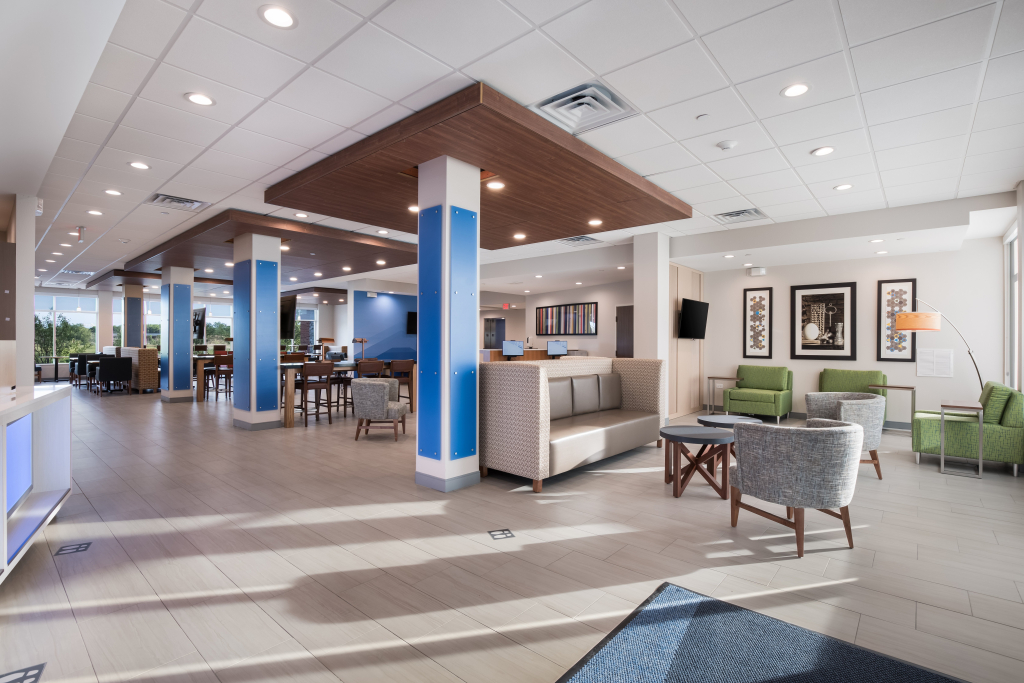 Holiday Inn Express & Suites Chicago - Hoffman Estates by IHG