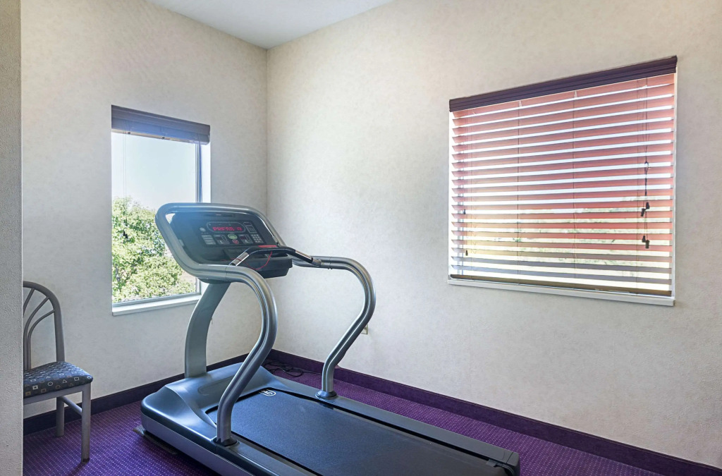 Sleep Inn & Suites Bay View Acme - Traverse City