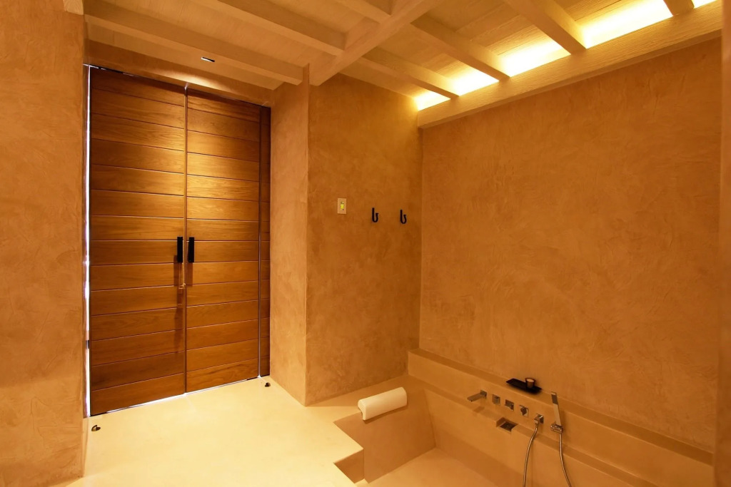 Toscana Valley Town Square Suites