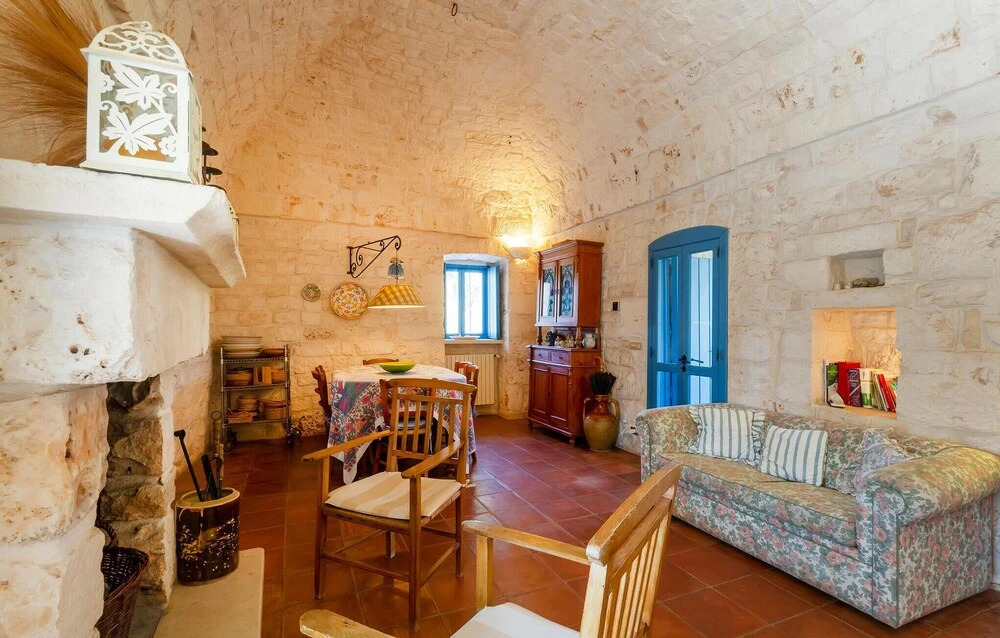 Beautiful Home in Cisternino With 3 Bedrooms and Wifi