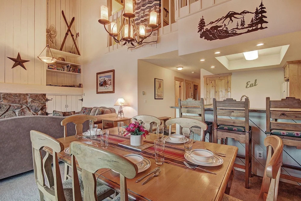 Longbranch 318 - 3 Br Condo