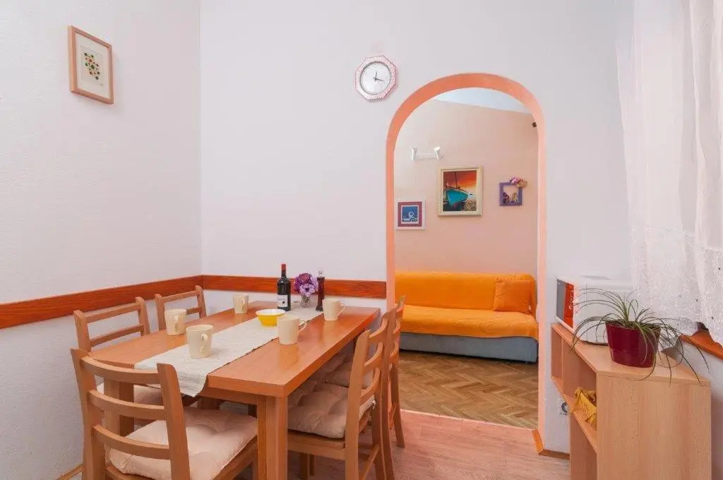Great 3bedroom family apartment Podstrana
