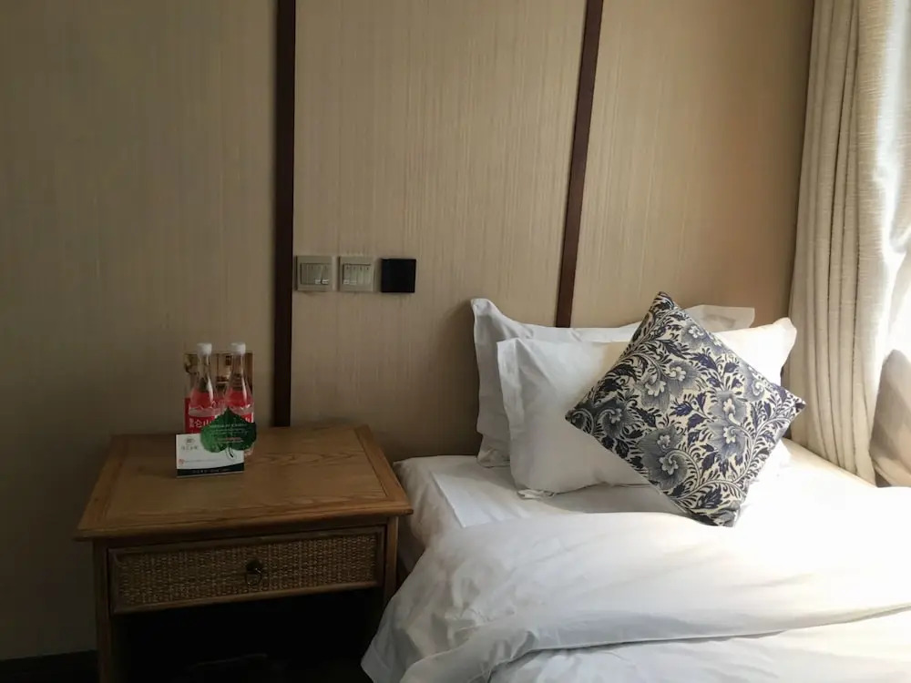 Chengdu Chuanjia Heyuan Theme Hotel