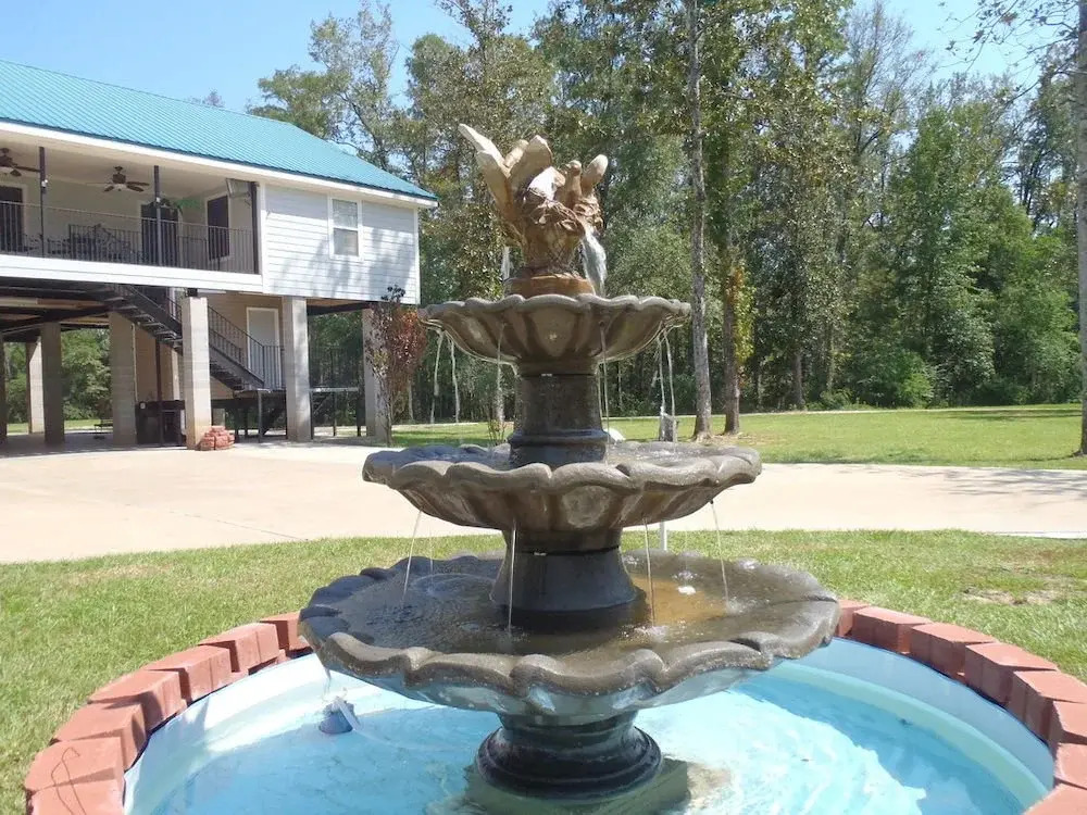 The Great Escape River House