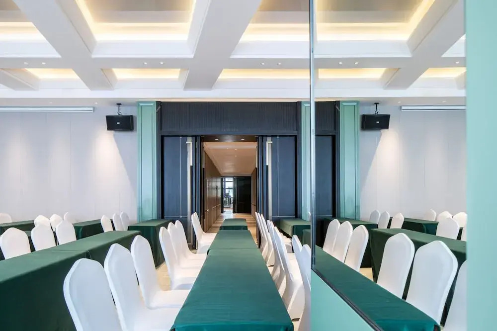 Investon Hotel