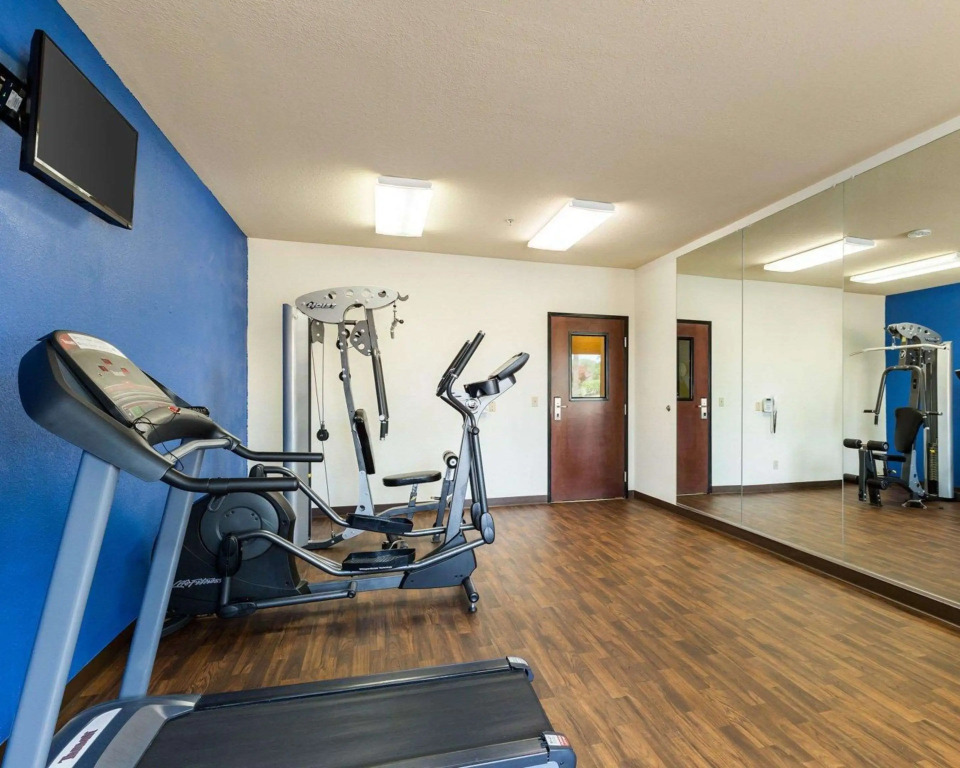 Quality Suites Huntsville Near University