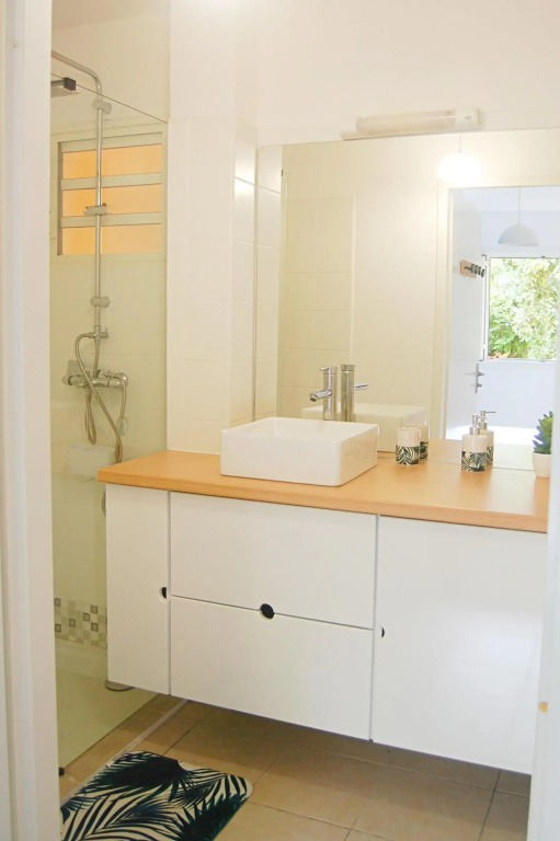 Joli appartement rénové à neuf