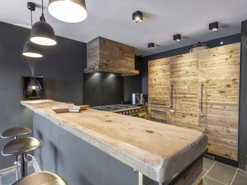 Chalet 5★, 12 pers, spa, sauna, proche pistes, 5 ch. - FR-1-304-229