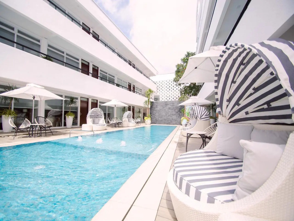 Coast Boracay