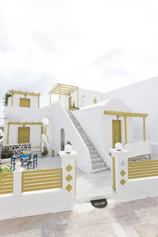 Sunny Days Hotel Fira Santorini