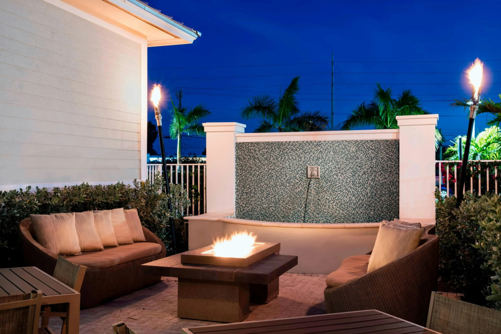 Courtyard by Marriott Faro Blanco Resort