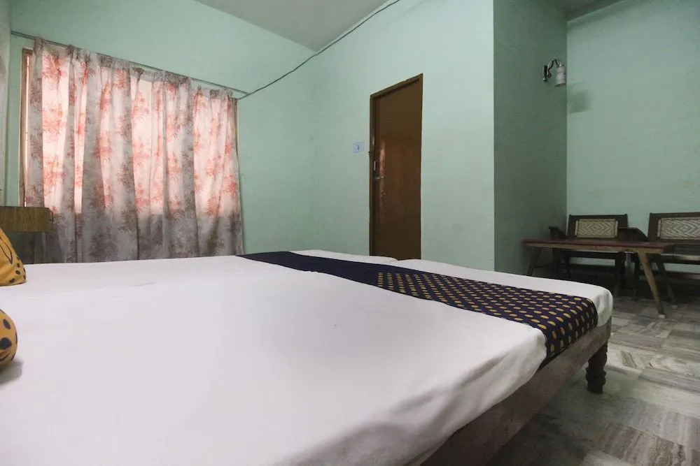 Spot On 62694 Hotel Maruthi