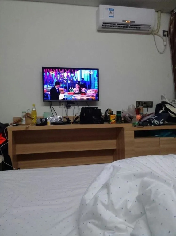 Yaxuan Hotel