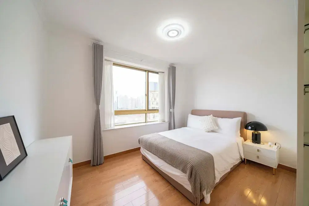Tyms Gubei Elegant 3BR 2BA APT