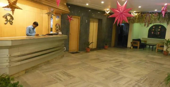 Hotel Reliance
