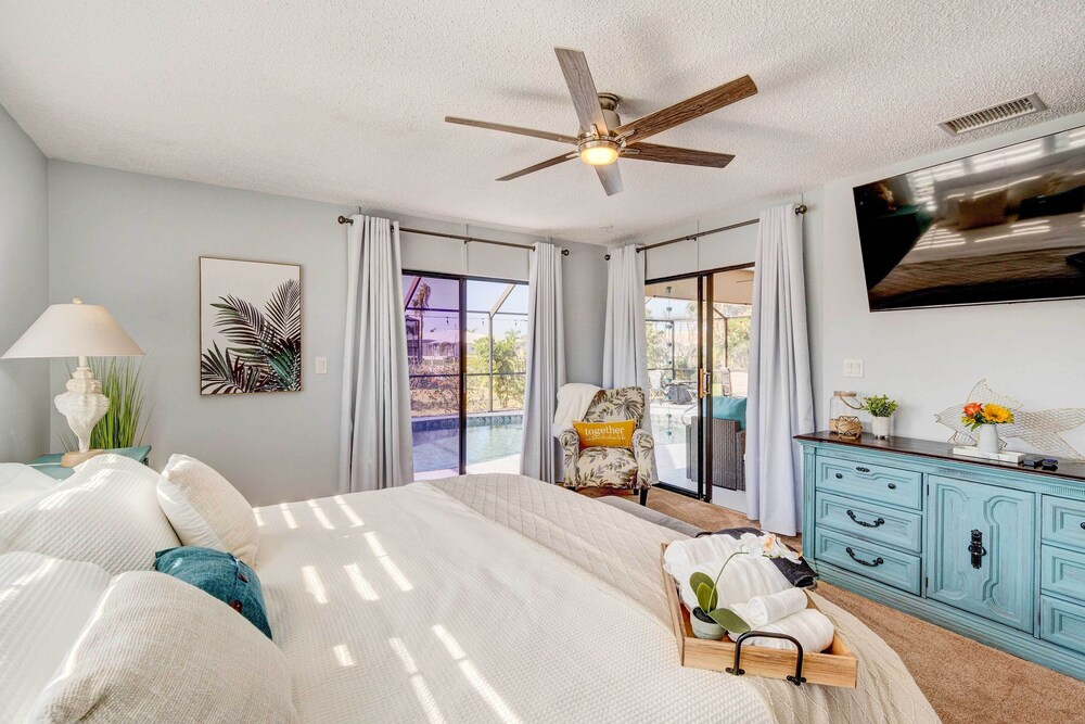 Punta Gorda Canal Home w/ Private Pool