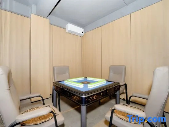 G Joyful Chujian Hotel (Xishuangbanna Jinghong Manting Park Zongfo Temple)