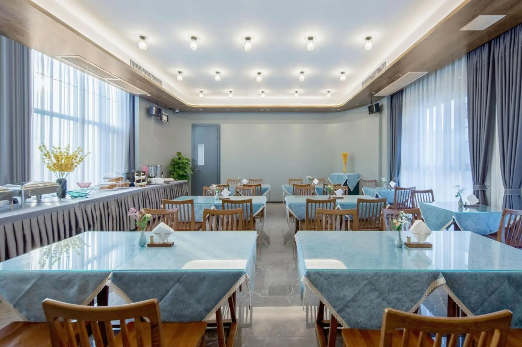 Yueyang Yueqi Hotel