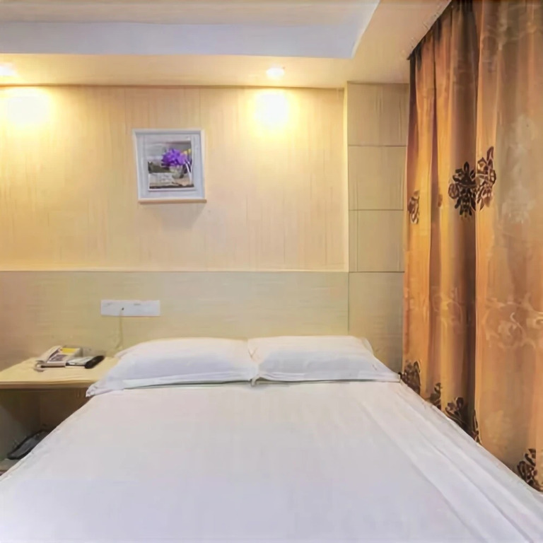 Yijia Hotel