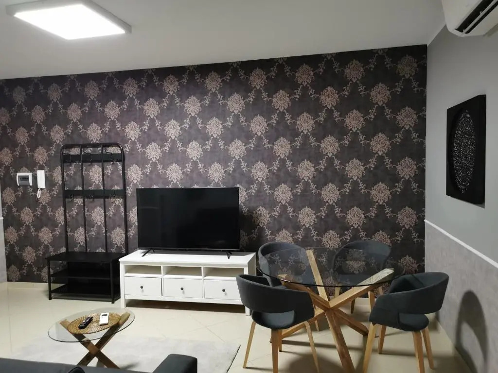 La Maison Latina Guest House