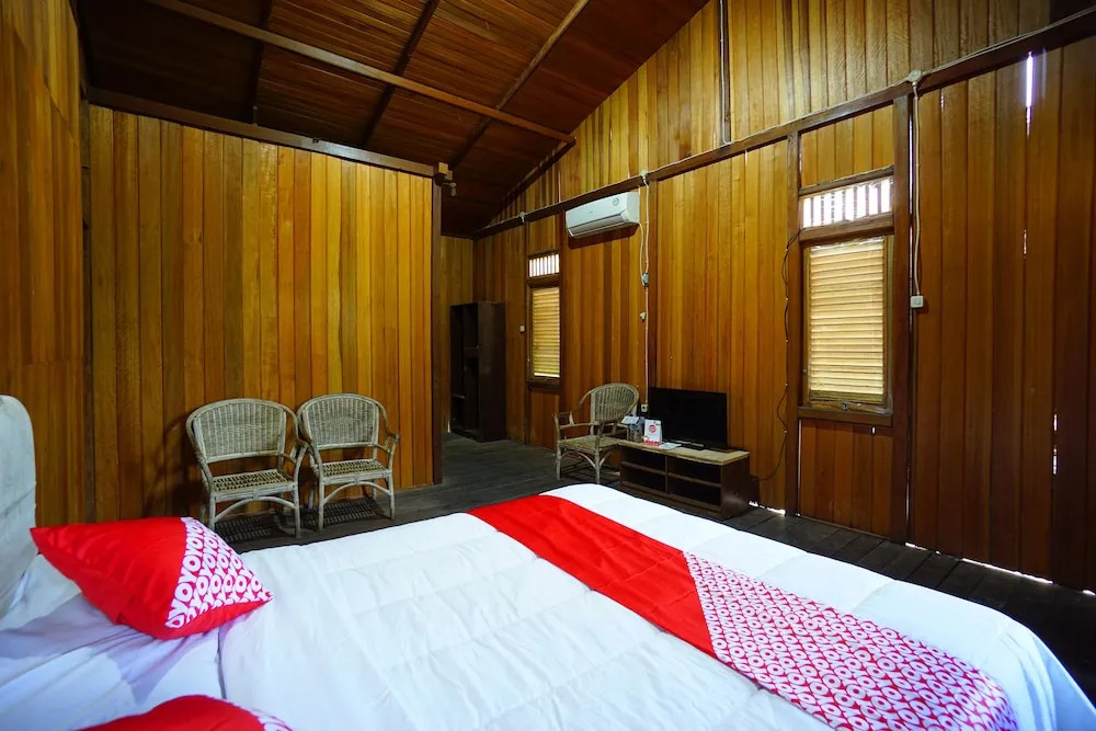 Golden Lake Resort by OYO Rooms