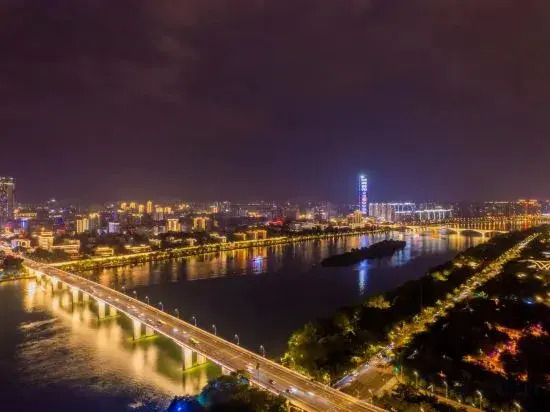 Simu Cinema Hotel (Liuzhou City Wanda Sunshine 100)